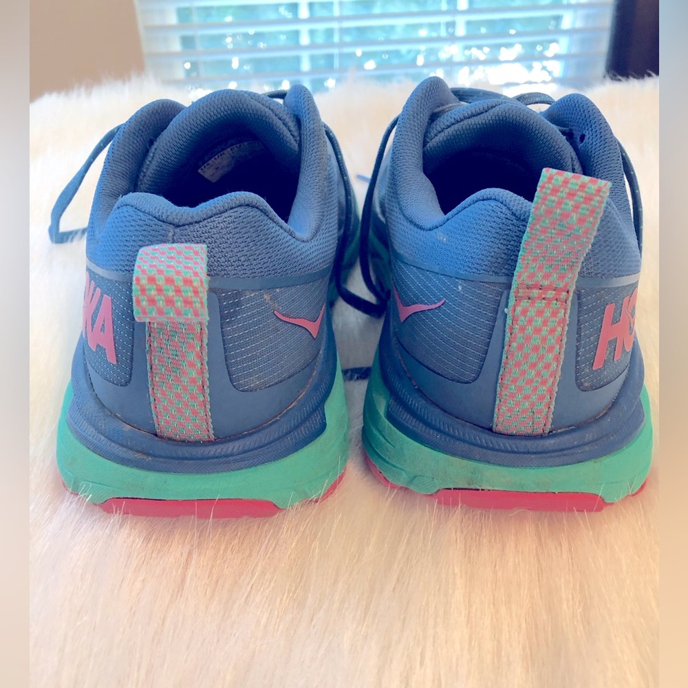 Hoka Women’s Challenger ATR 6 Sneakers Size 8.5B - Picture 2 of 9